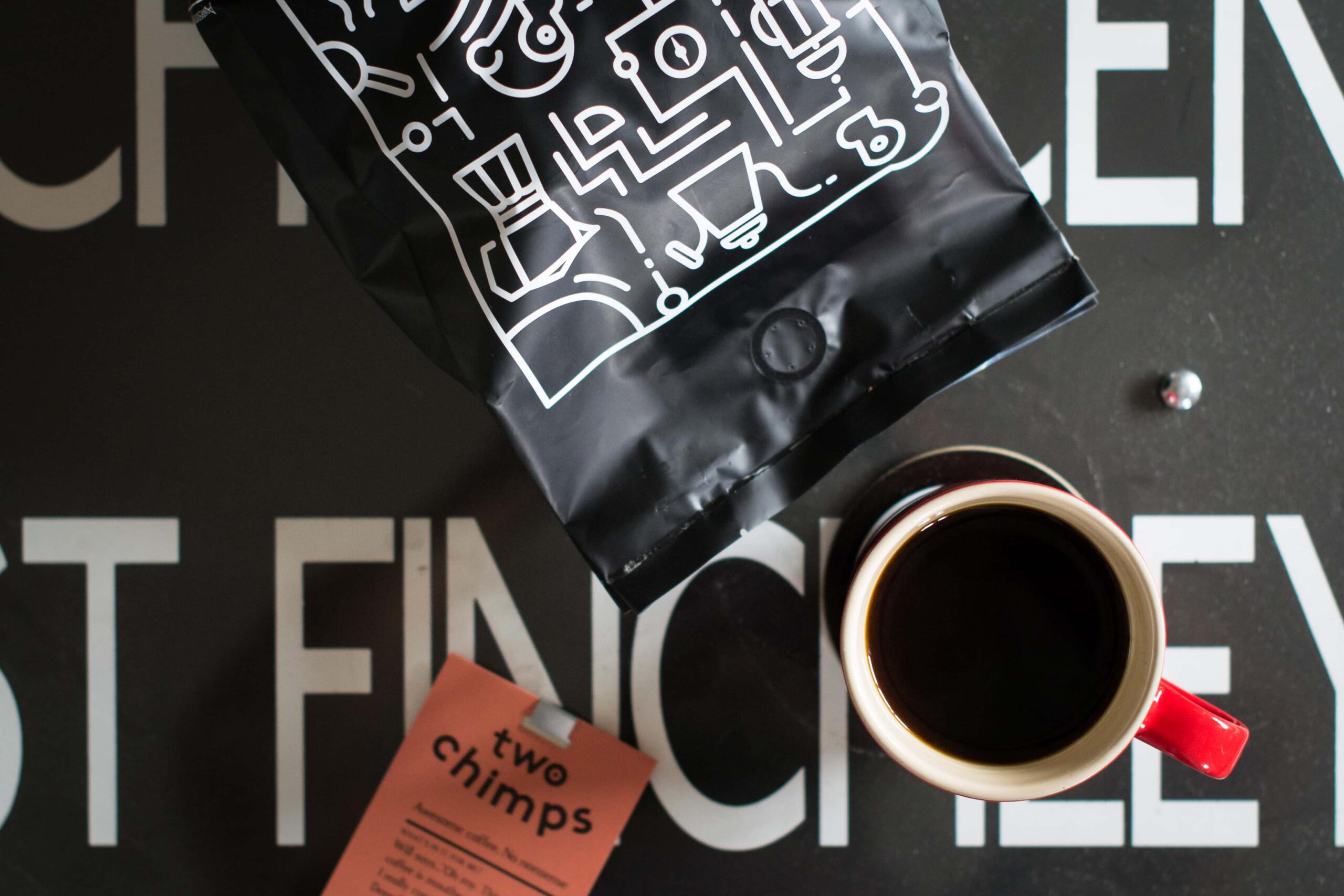 1kg bag of Two Chimps with coffee mug