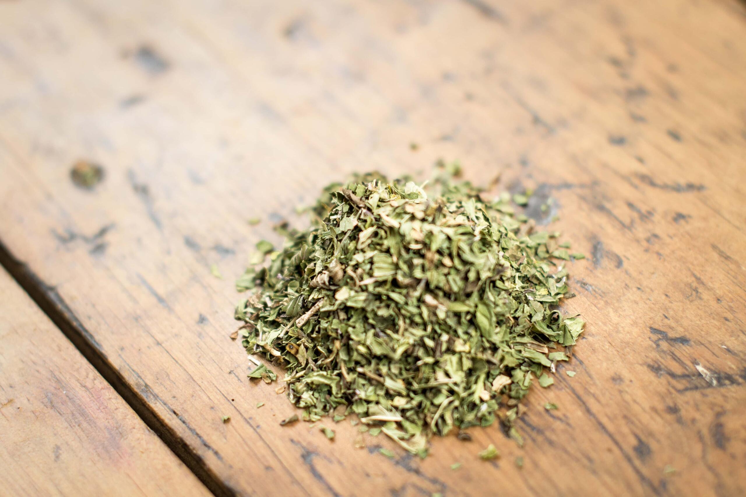 Loose leaf green tea