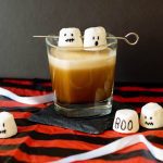 spooky-halloween-coffee-with-marshmallows