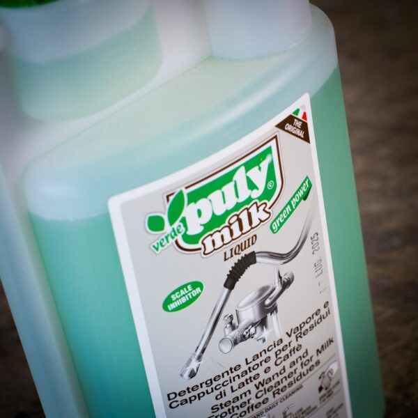 close up of puly wand cleaning solution