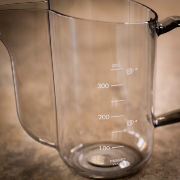 close up of unboxed v60 drip kettle